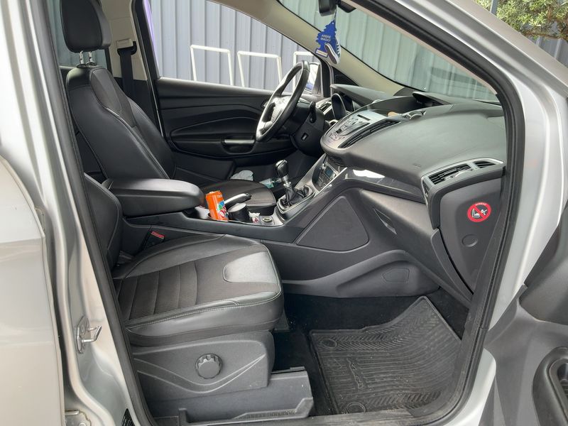Ford Kuga 2.0 TDCi Titanium 2015 – снимка 16