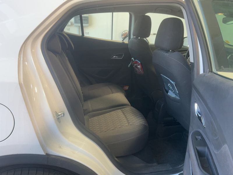 Opel Mokka 1.6 Ego ecoFlex — zdjęcie 14