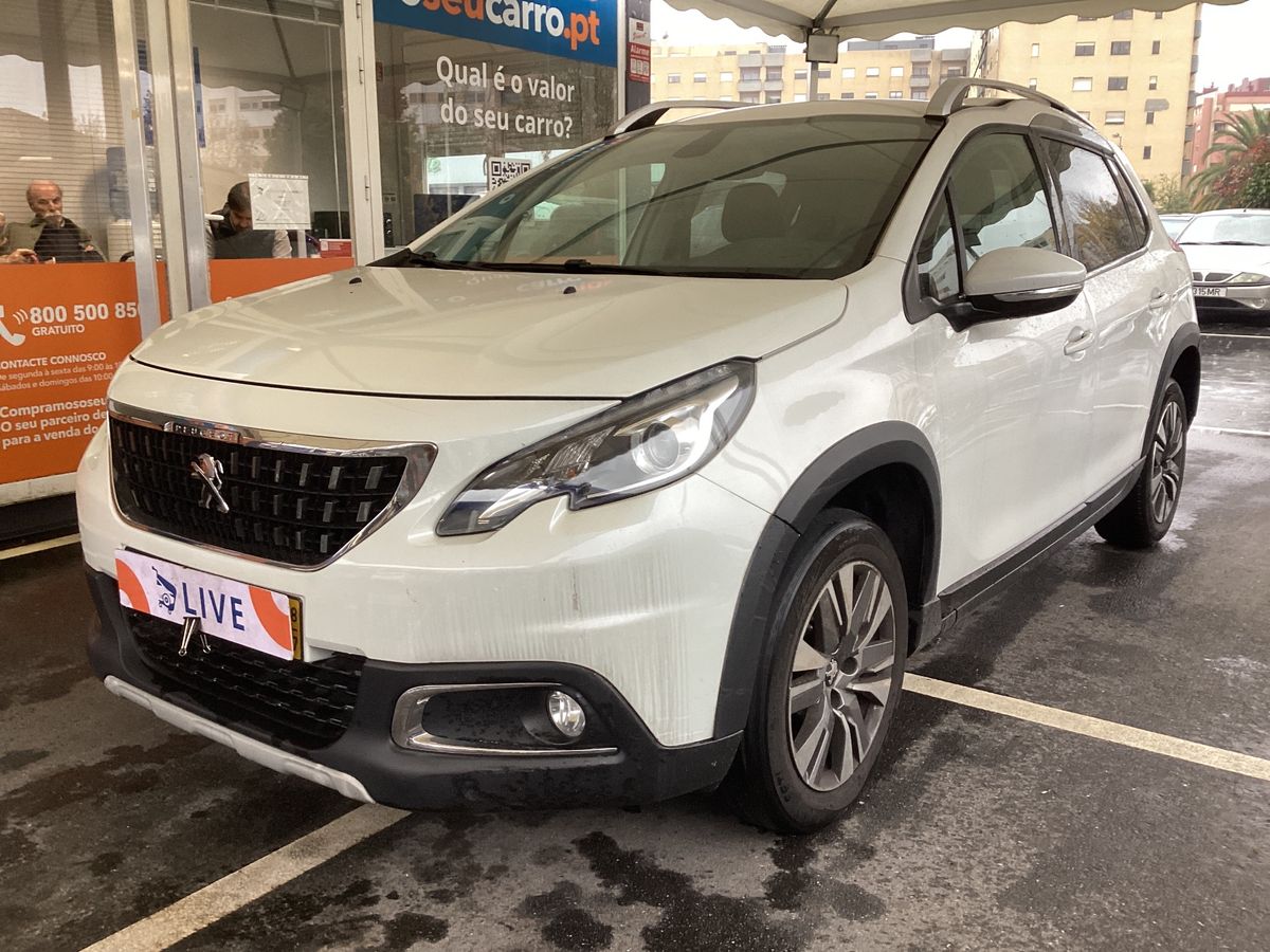 Peugeot 2008 1.2 e-VTi Allure