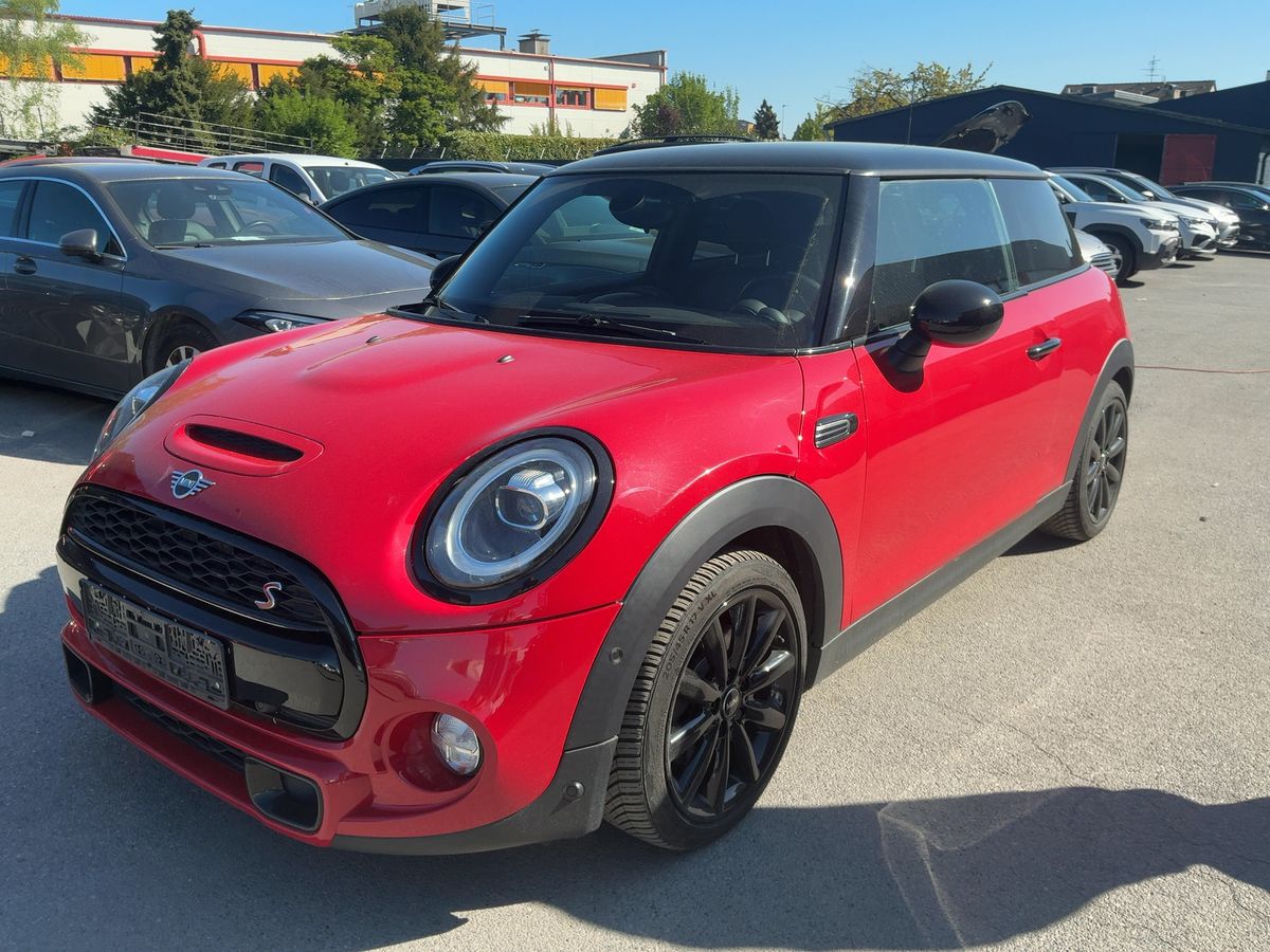 MINI Cooper 2019 — photo 1