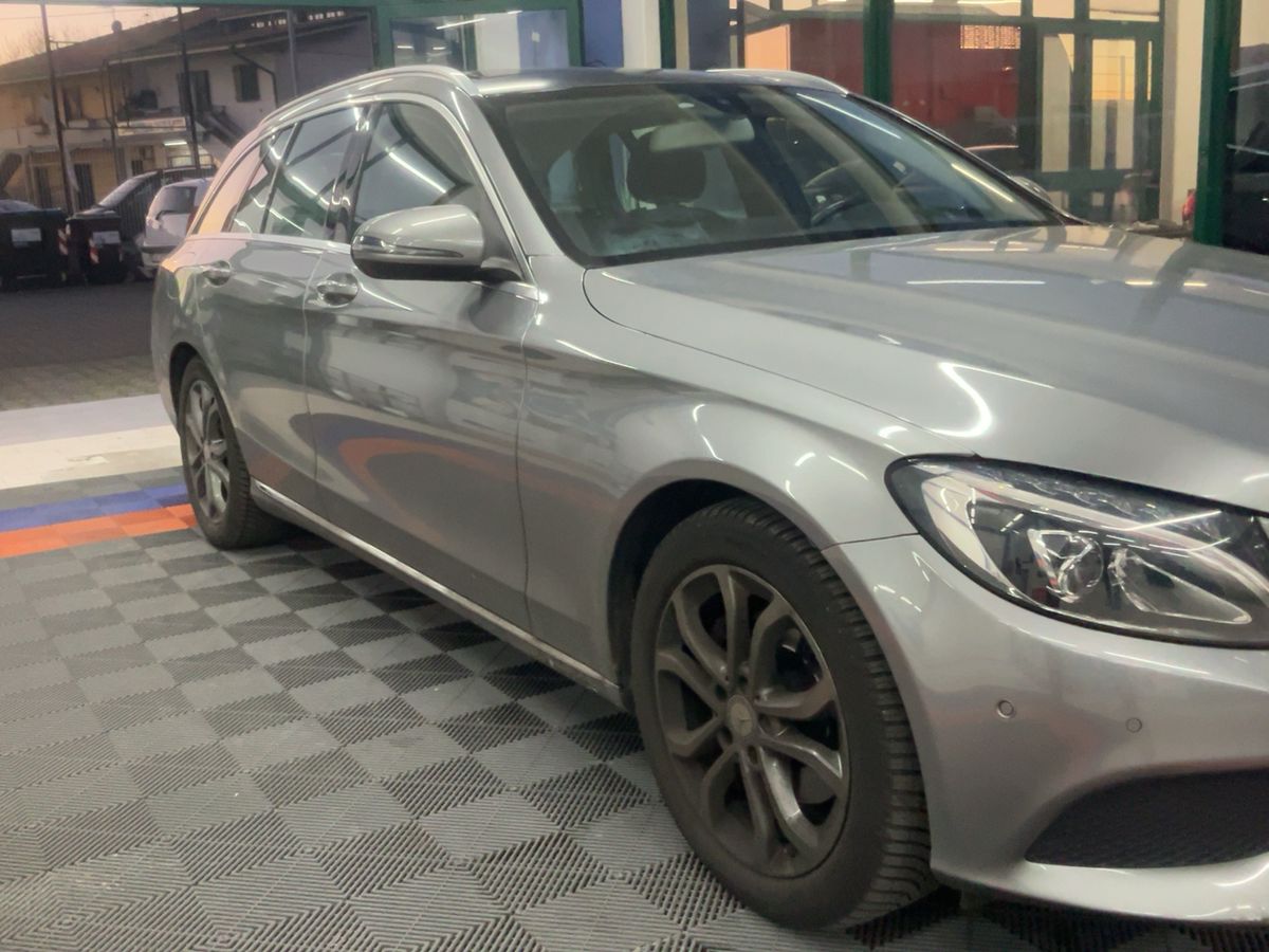Mercedes-Benz C-Klasse 2015 — photo 13