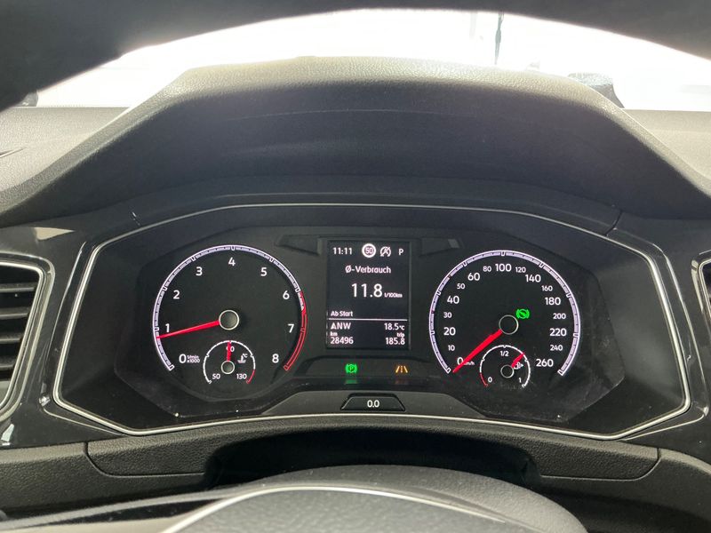 Volkswagen T-Roc 2.0 TSI Sport 4Motion — zdjęcie 13