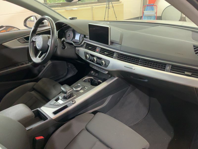 Audi A4 40 TDI quattro Sport — zdjęcie 12