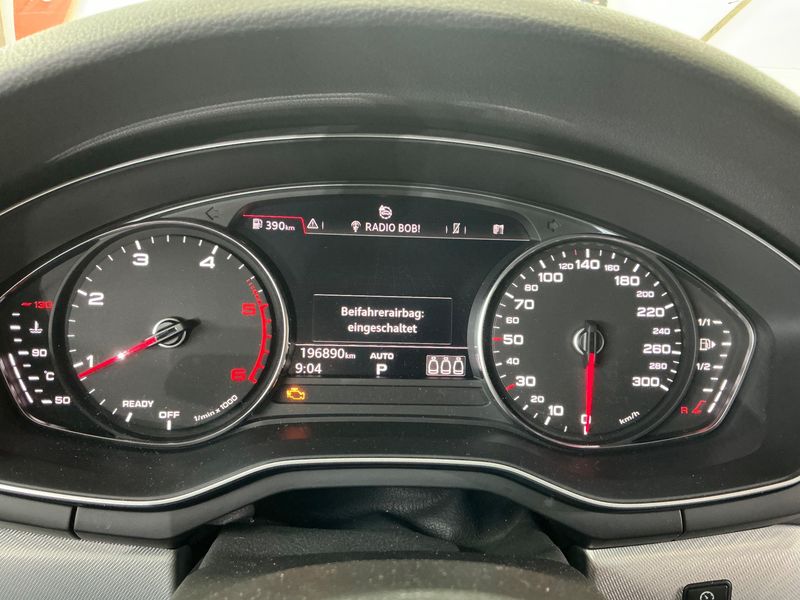 Audi A4 40 TDI quattro Sport — zdjęcie 13
