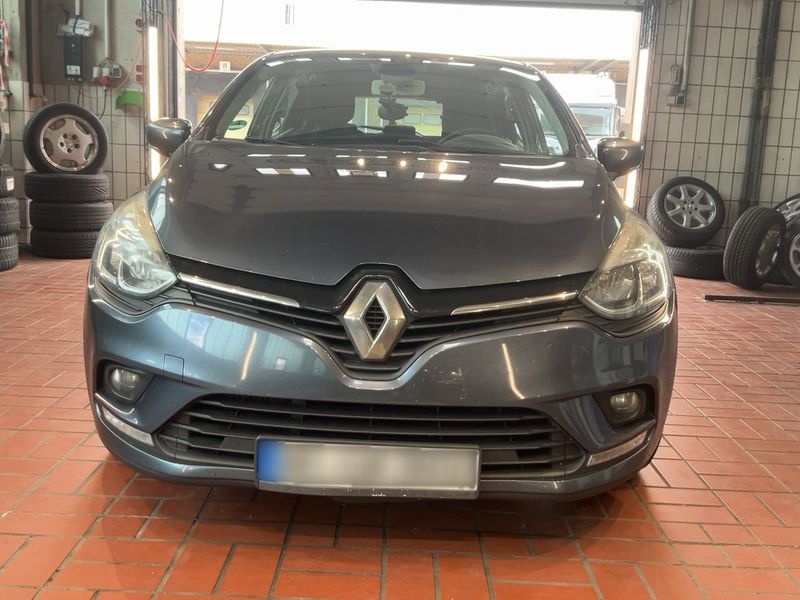 Renault Clio 1.5 dCi Dynamique — zdjęcie 9