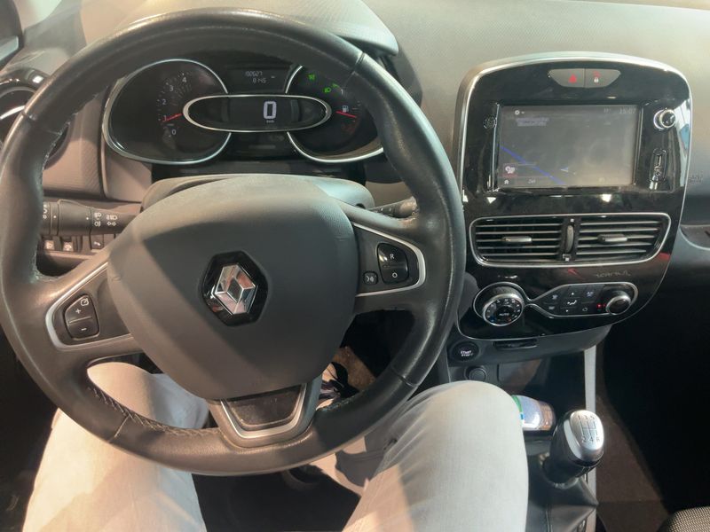 Renault Clio 1.5 dCi Dynamique — zdjęcie 12