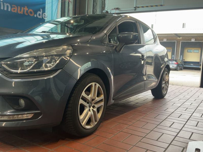 Renault Clio 1.5 dCi Dynamique — zdjęcie 2