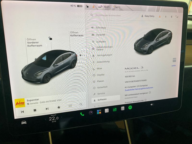 Tesla Model 3 Standard Range Plus — zdjęcie 13
