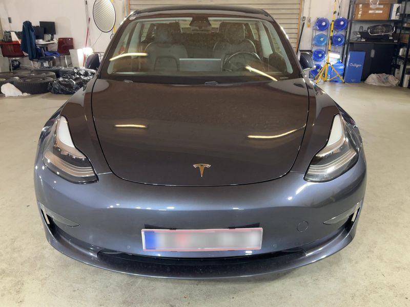 Tesla Model 3 Standard Range Plus — zdjęcie 9