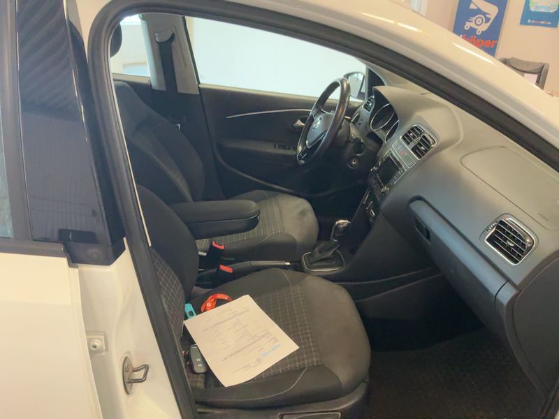 Volkswagen Polo 1.2 TSI Comfortline BlueMotion Tech — zdjęcie 11
