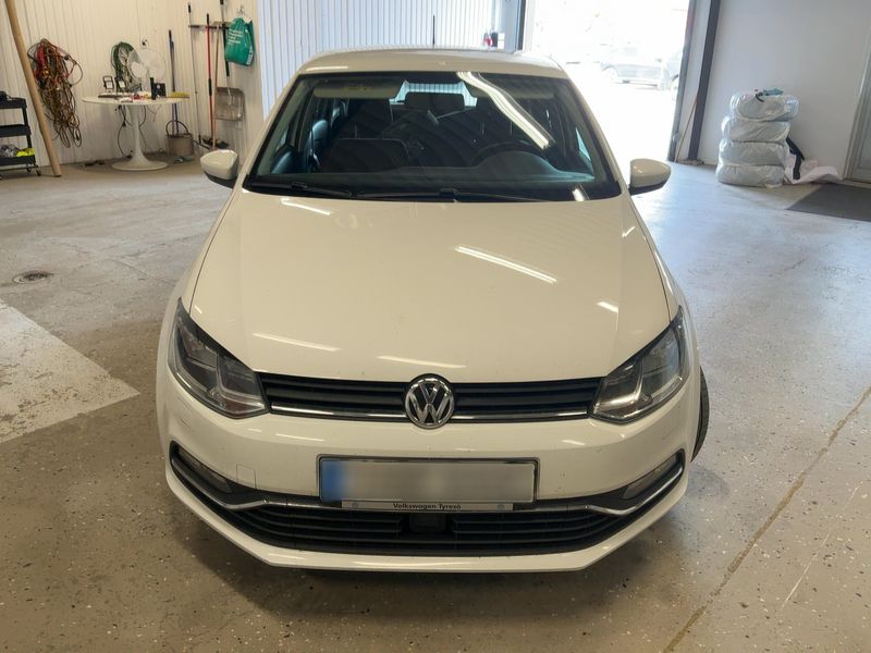 Volkswagen Polo 1.2 TSI Comfortline BlueMotion Tech — zdjęcie 9