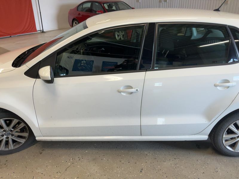 Volkswagen Polo 1.2 TSI Comfortline BlueMotion Tech — zdjęcie 4