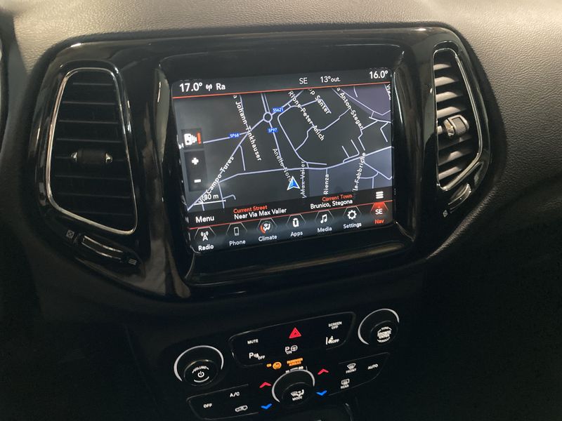 Jeep Compass 1.4 M-Air Limited FWD — zdjęcie 13
