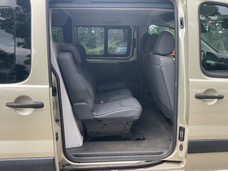 Citroen Jumpy 2.0 HDi Multispace Business L — zdjęcie 14