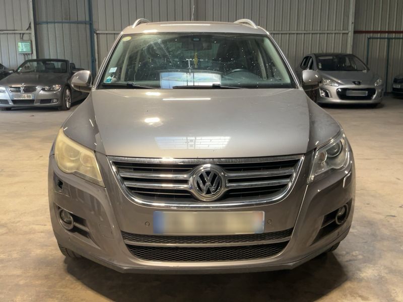 Volkswagen Tiguan 2.0 TDI Sport & Style 4Motion — zdjęcie 9