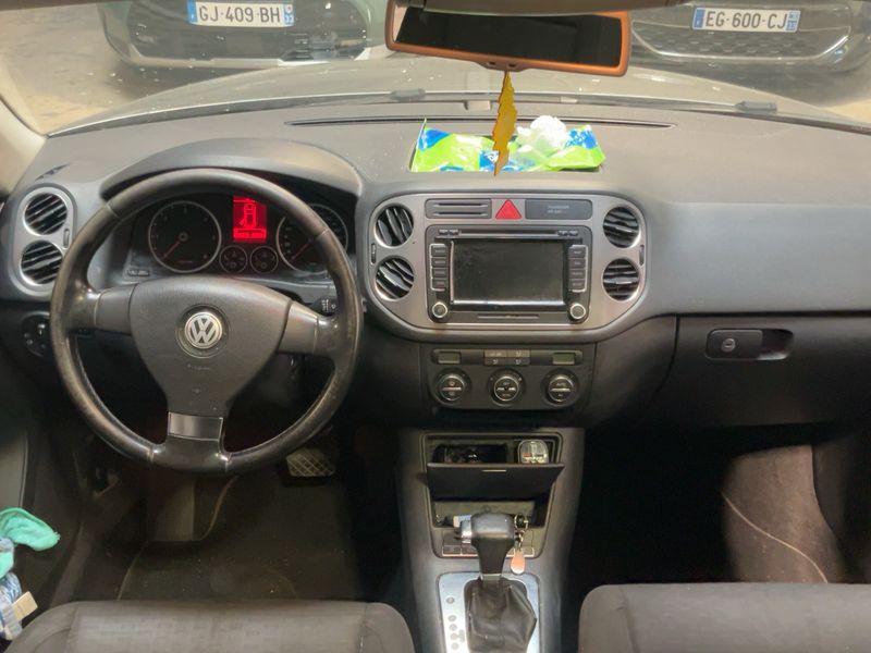 Volkswagen Tiguan 2.0 TDI Sport & Style 4Motion — zdjęcie 12