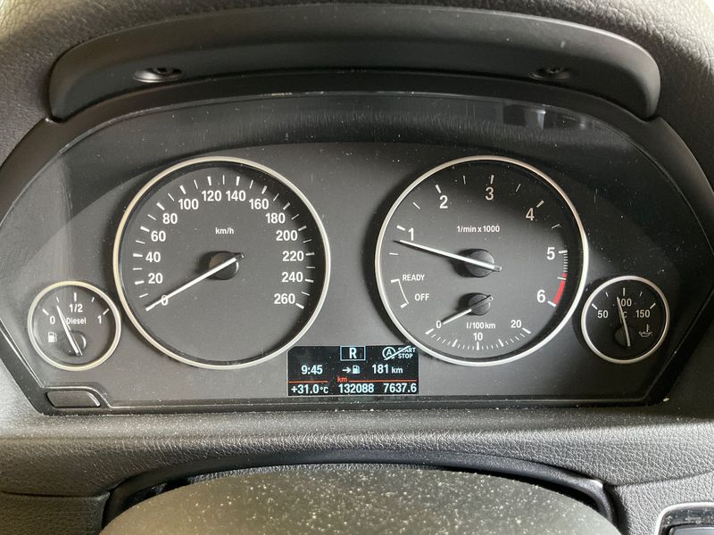 BMW 3er 320d xDrive Advantage 2017 – снимка 18