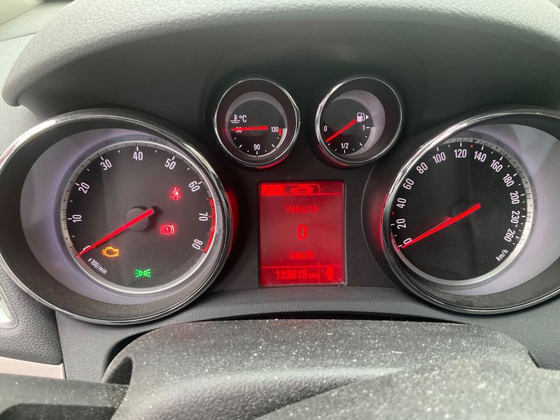 Opel Mokka 1.4 Turbo LPG Cosmo ecoFlex — zdjęcie 13