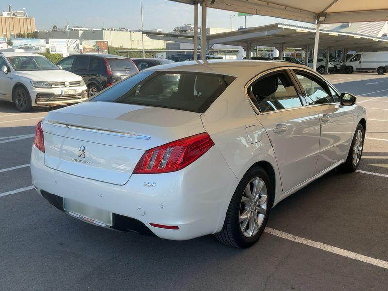 Peugeot 508 2.0 HDi Allure — zdjęcie 6
