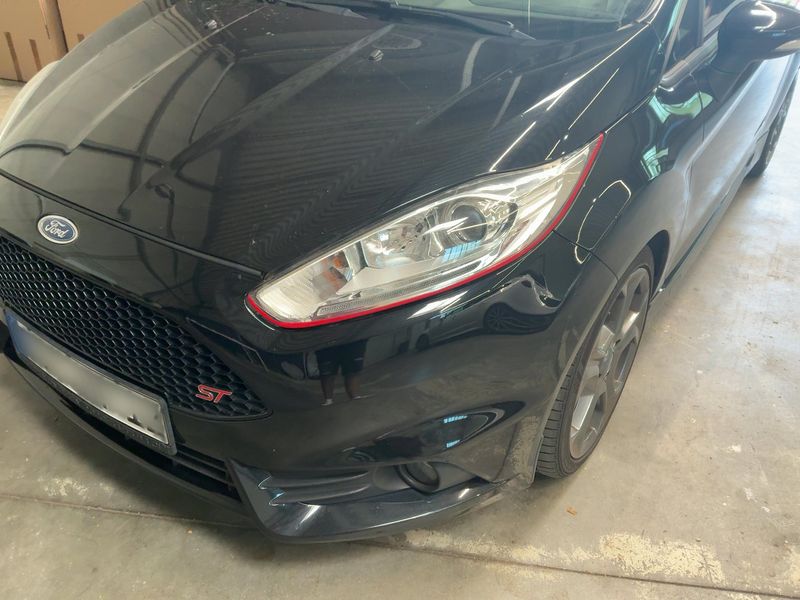 Ford Fiesta 1.6 EcoBoost ST — zdjęcie 2