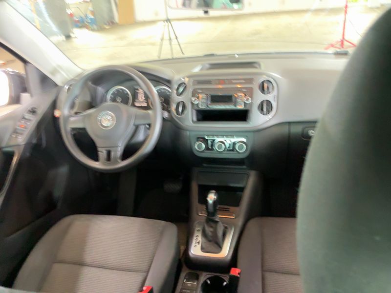 Volkswagen Tiguan 1.4 TSI Trend & Fun BlueMotion Tech — zdjęcie 12