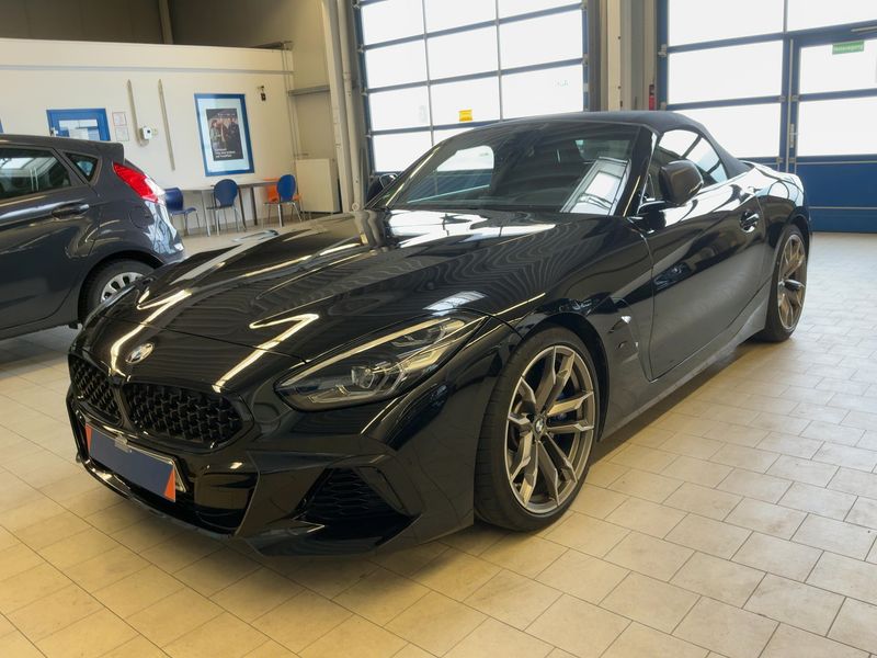 Z4 M40i