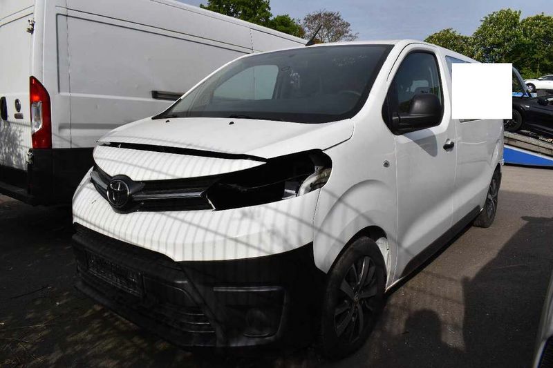 Toyota ProAce 1.5 D-4D L1 Kombi