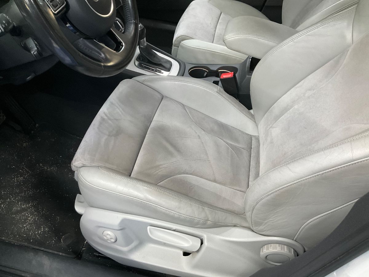 Audi Q3 2013 — photo 25