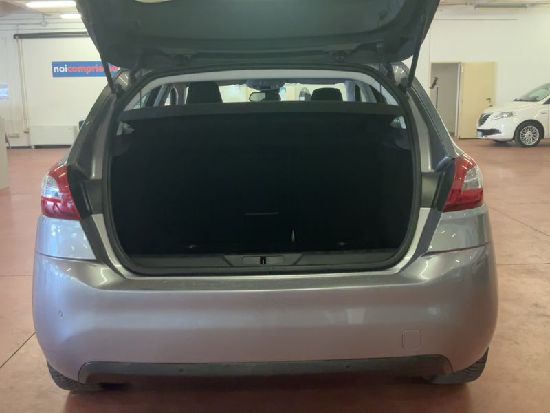 Peugeot 308 1.6 Blue-HDi Allure 2016 – снимка 16