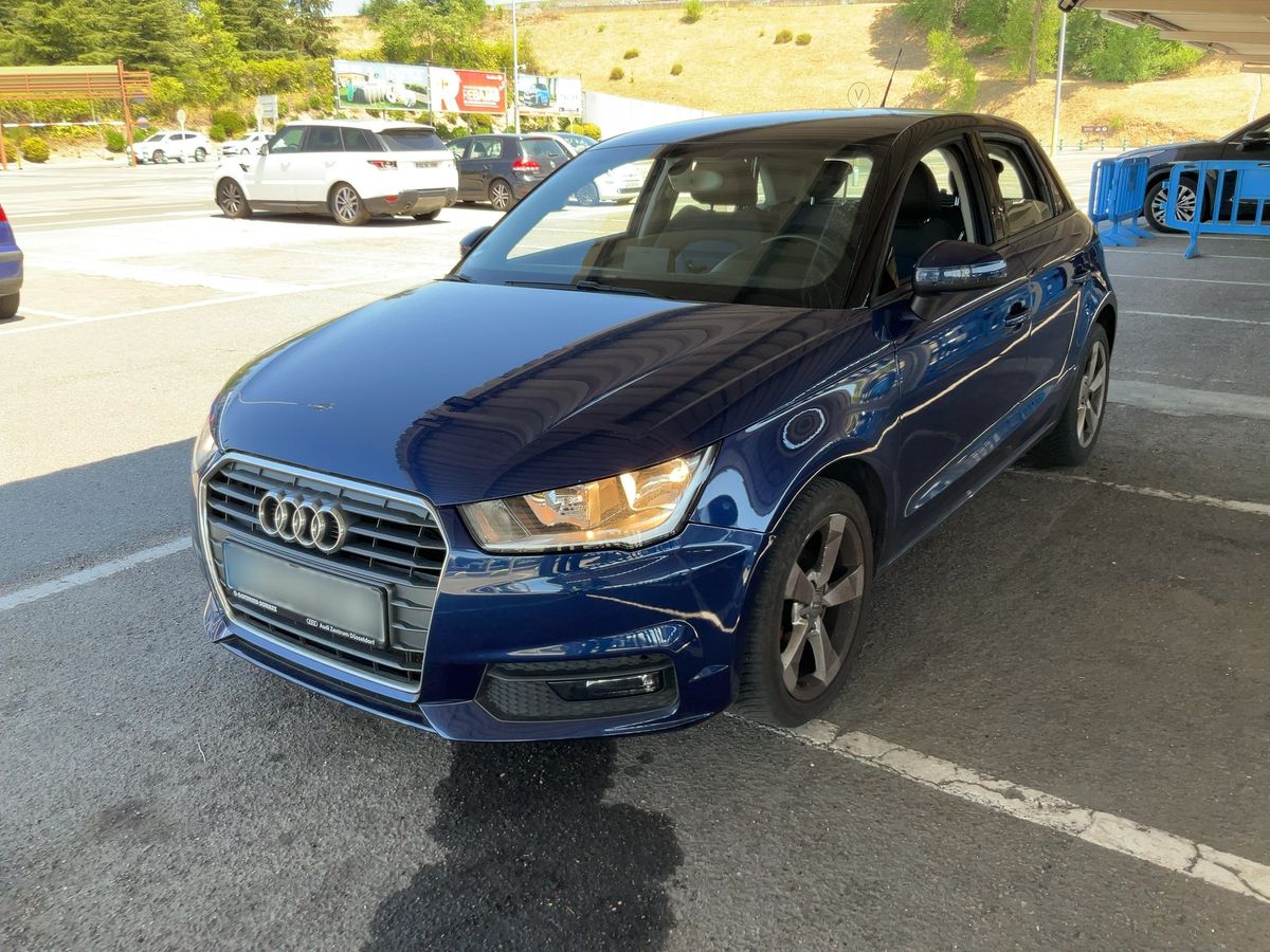 Audi A1 2017 — photo 1