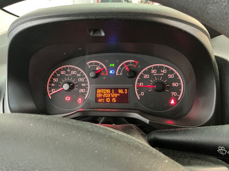 Citroen Nemo 1.3 HDi Club — zdjęcie 13