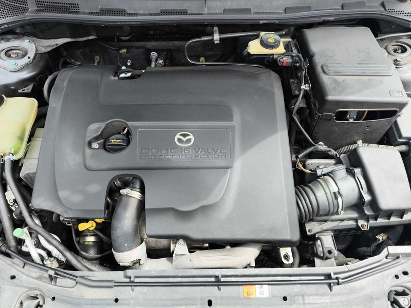 Mazda 3 1.6 CD Diesel CRDT Sportive — zdjęcie 8
