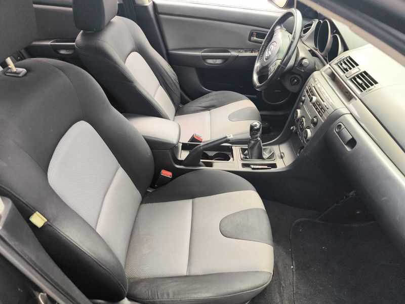 Mazda 3 1.6 CD Diesel CRDT Sportive — zdjęcie 10