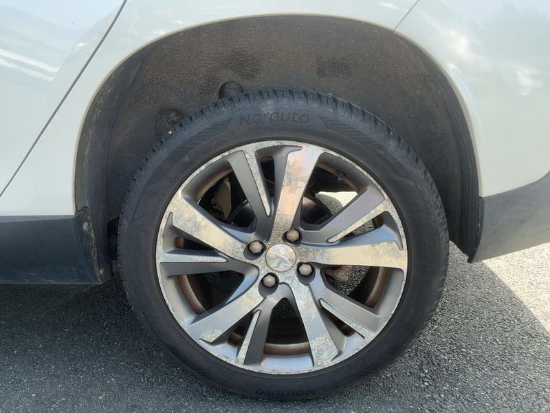 Peugeot 2008 1.2 PureTech Crossway 2015 – снимка 5