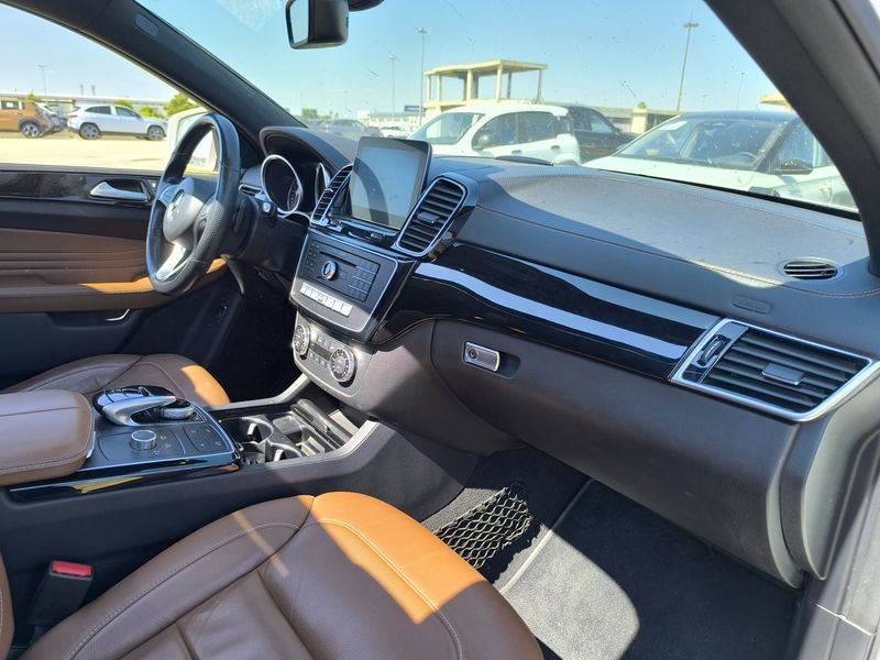 Mercedes-Benz GLE-Klasse GLE 350 d 4Matic Exclusive — zdjęcie 11