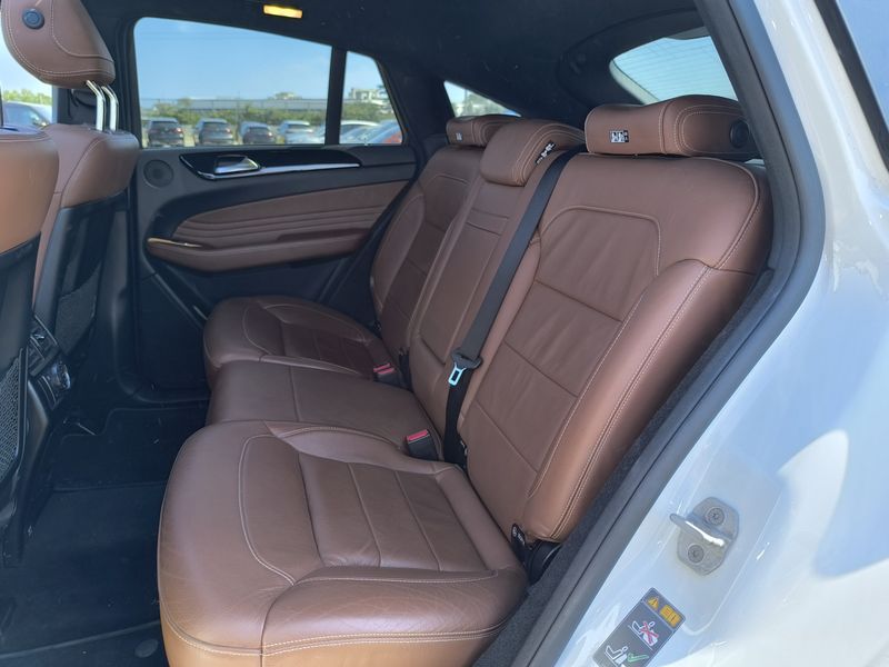 Mercedes-Benz GLE-Klasse GLE 350 d 4Matic Exclusive — zdjęcie 13