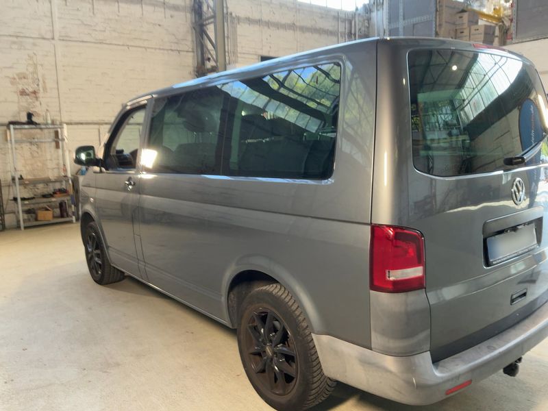 Volkswagen T5 Caravelle 2.0 TDI Trendline — zdjęcie 3