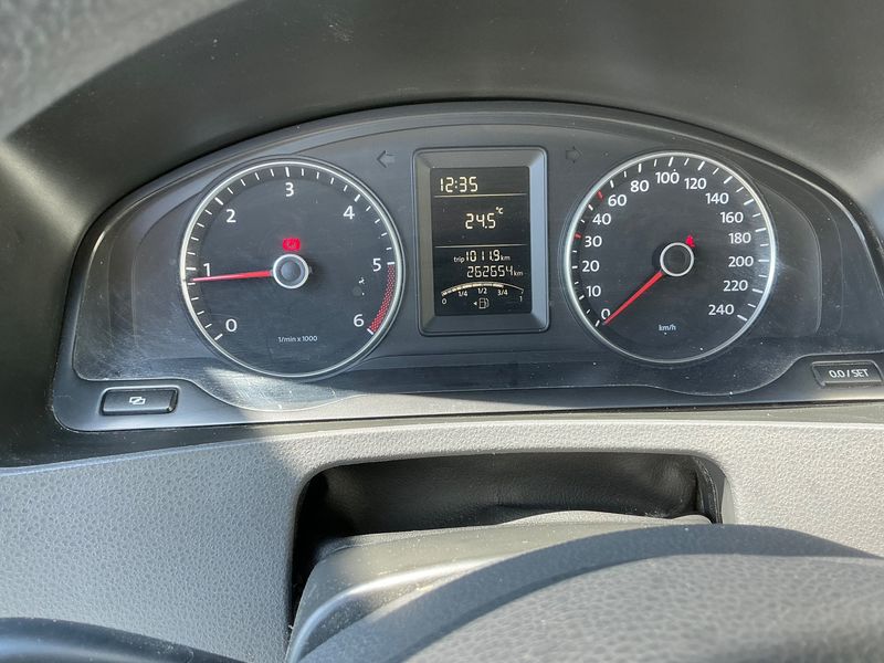 Volkswagen T5 Caravelle 2.0 TDI Trendline — zdjęcie 13
