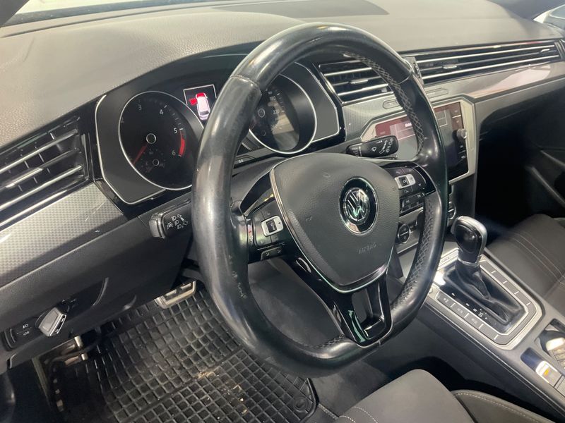 Volkswagen Passat Alltrack 2.0 TDI 4Motion BlueMotion Tech 2017 – снимка 33