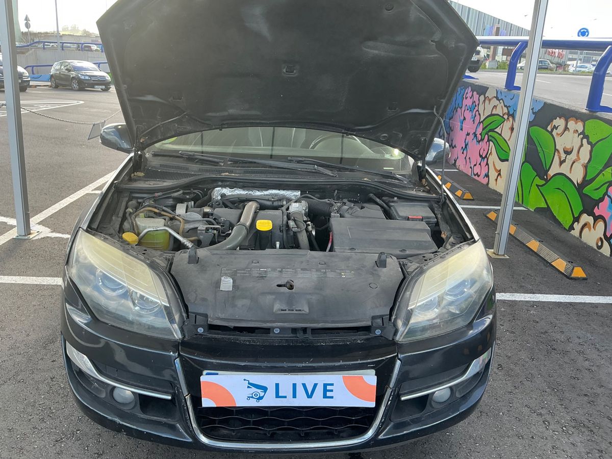 Renault Laguna 2013 — photo 35