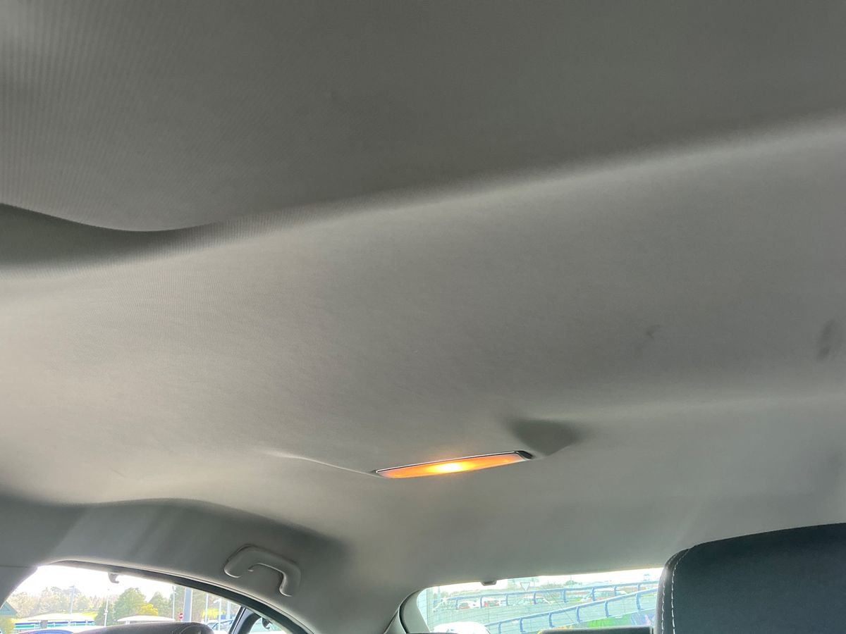 Renault Laguna 2013 — photo 28