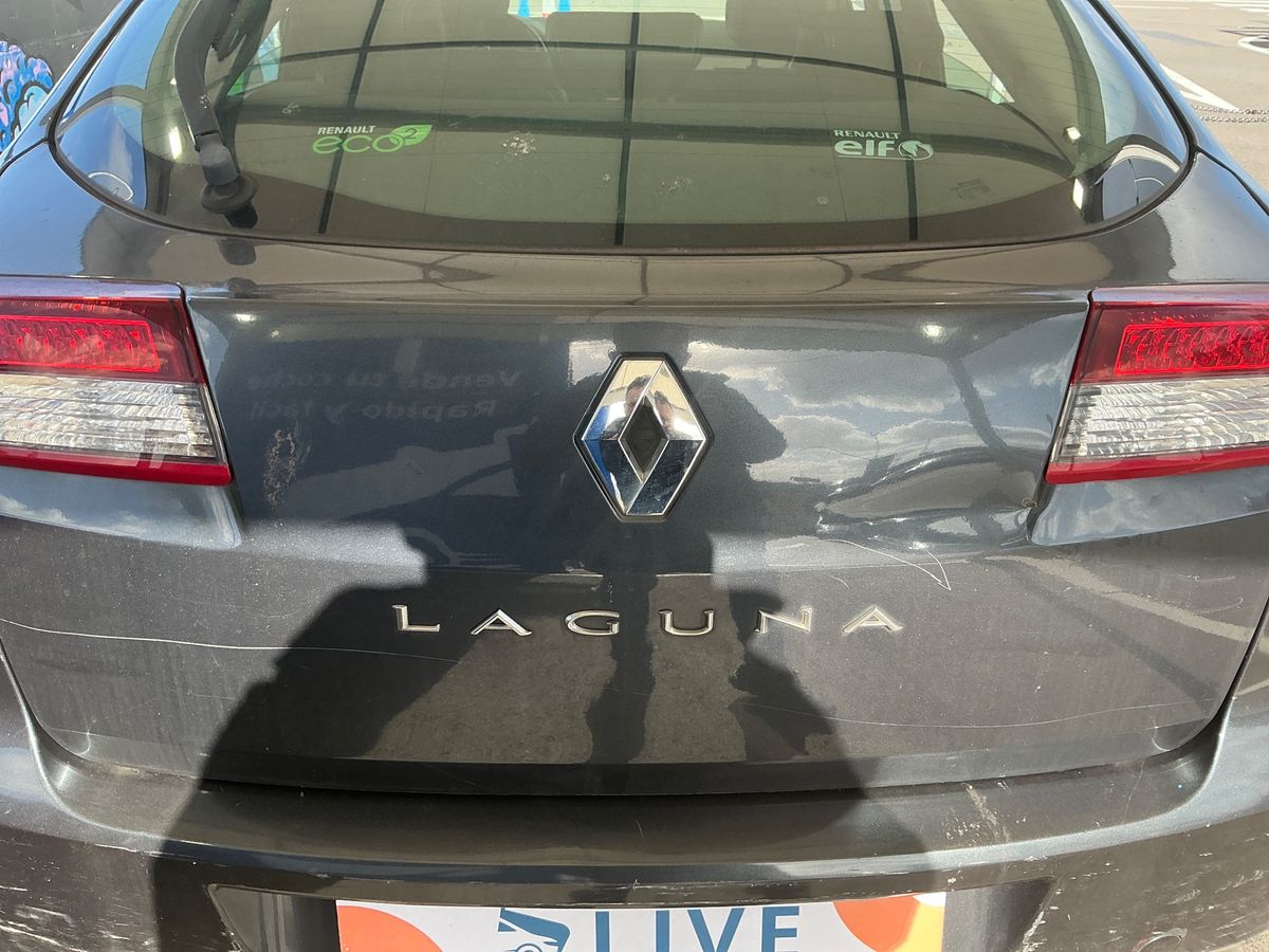 Renault Laguna 2013 — photo 51