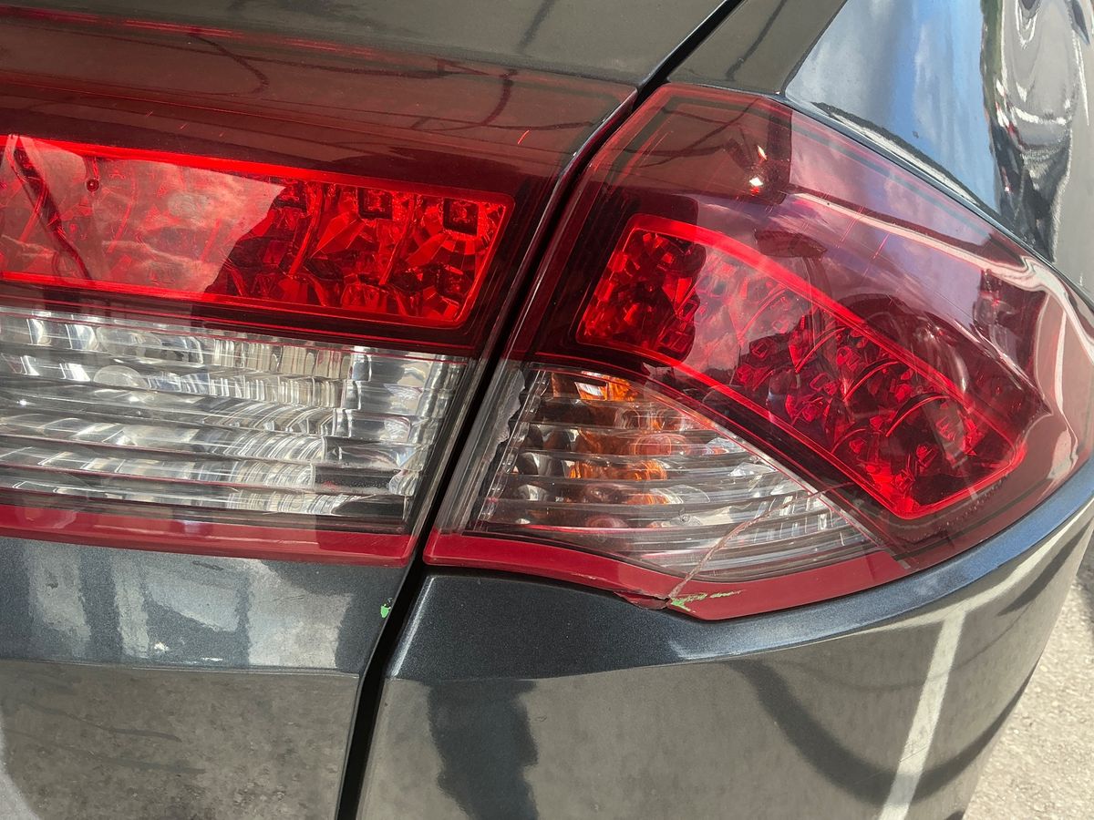 Renault Laguna 2013 — photo 53