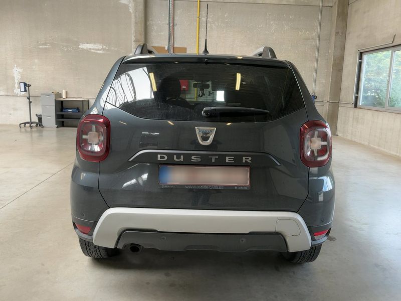 Dacia Duster 1.6 SCe Comfort — zdjęcie 5