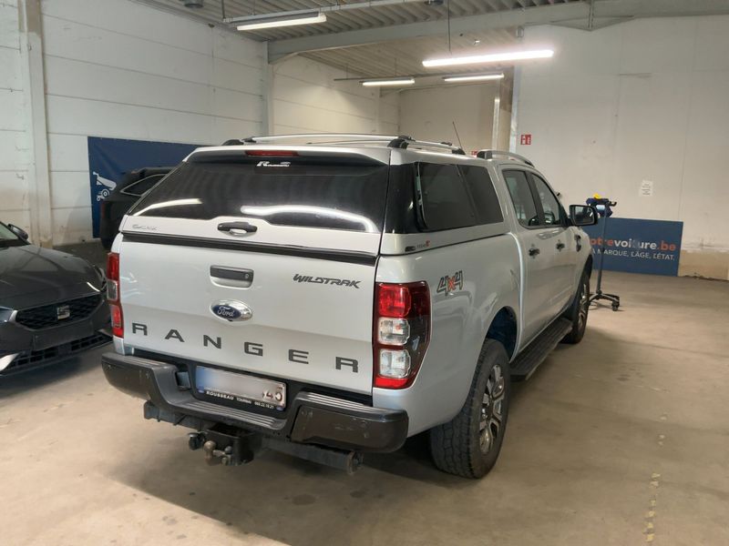Ford Ranger 2.2 TDCi Doppelkabine 4x4 Wildtrak — zdjęcie 6
