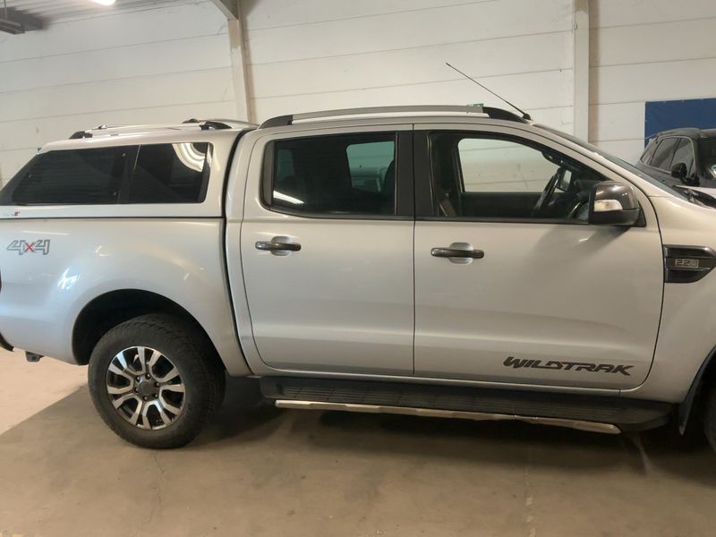 Ford Ranger 2.2 TDCi Doppelkabine 4x4 Wildtrak — zdjęcie 7