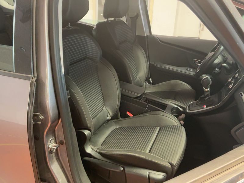 Renault Grand Scenic 1.5 dCi Energy Grand Business Edition — zdjęcie 11