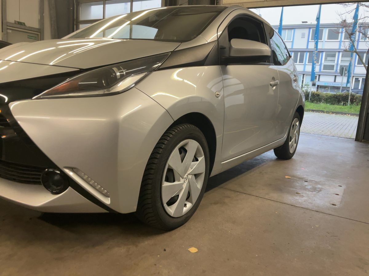 Toyota Aygo 1.0 X-Play