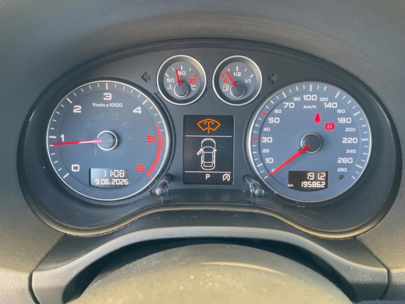 Audi A3 Sportback 2.0 TDI Ambition — zdjęcie 13