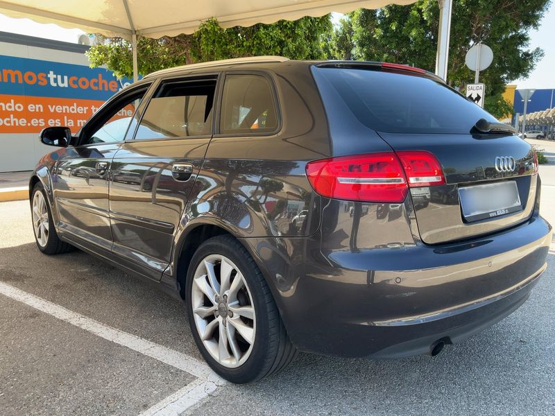 Audi A3 Sportback 2.0 TDI Ambition — zdjęcie 3